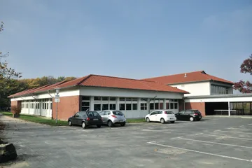 Walter-Gropius-Berufskolleg Gebäude an der Karl-Friedrich-Straße